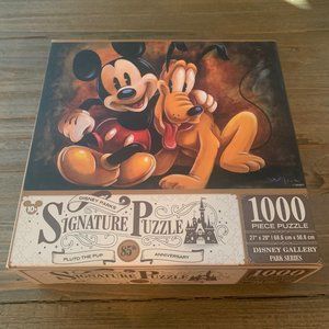 Disney Signature Mickey & Pluto Puzzle
